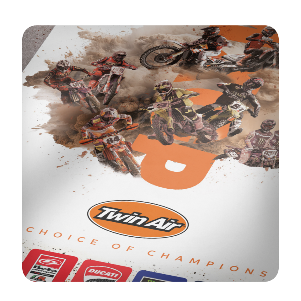 TwinAir drukwerk merkactivatie - MXGP poster close up