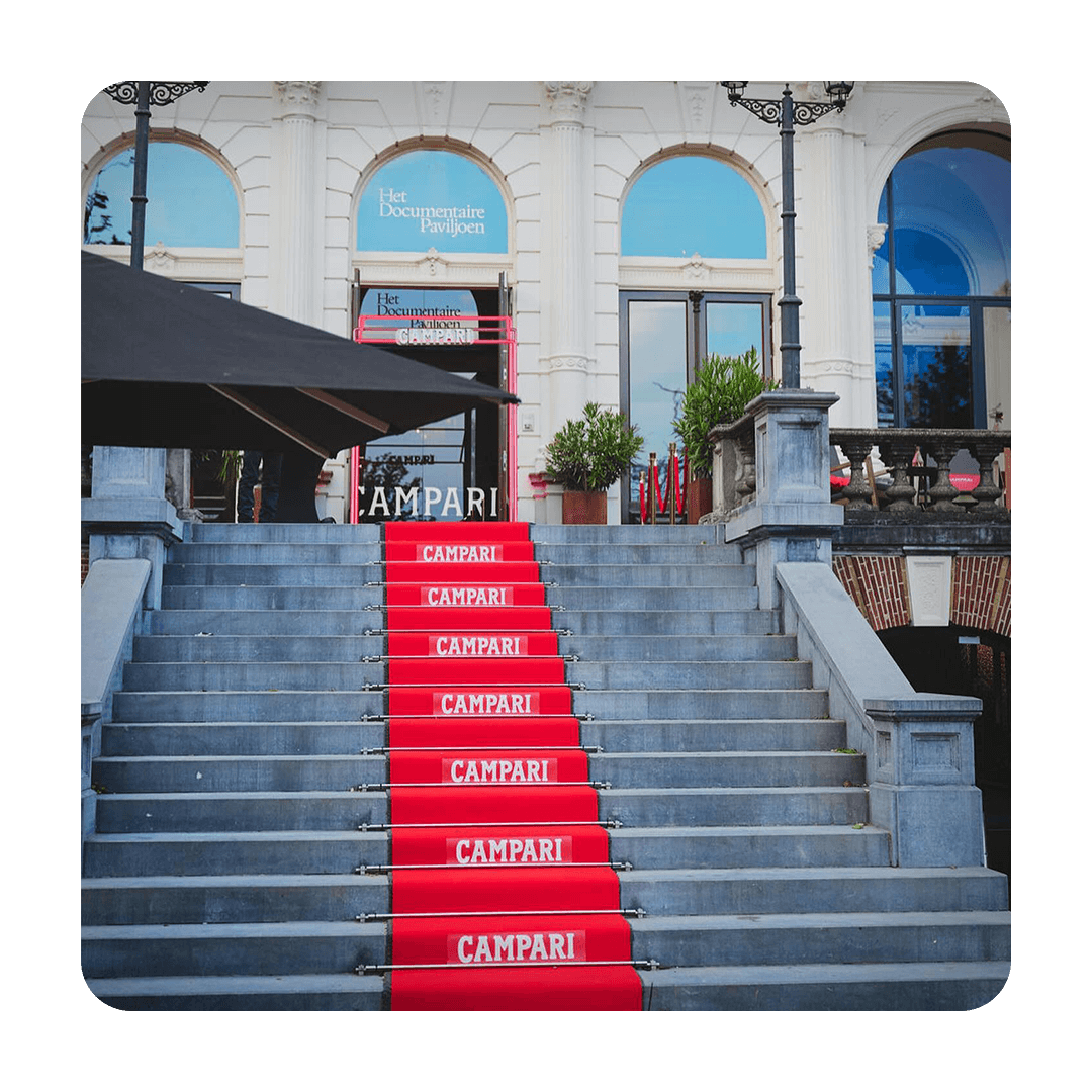 United Creations levert tapijtstickers Campari lancerings-event